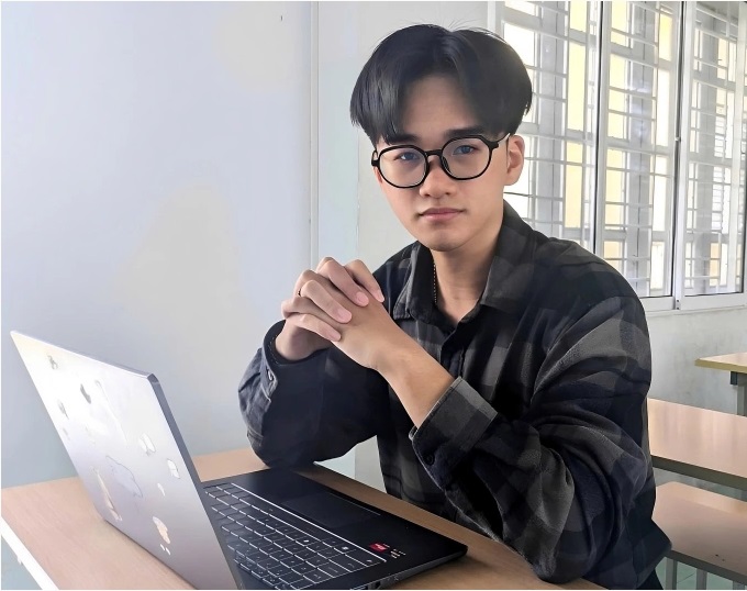 Sinh viên phát triển hệ thống AI phân tích ảnh não