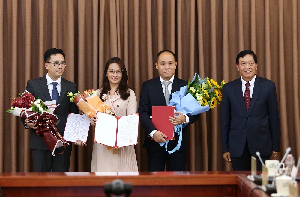 Bộ Khoa học và Công nghệ bổ nhiệm Lãnh đạo một số đơn vị thuộc Bộ
